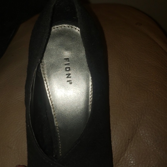 High heels - Picture 3 of 4